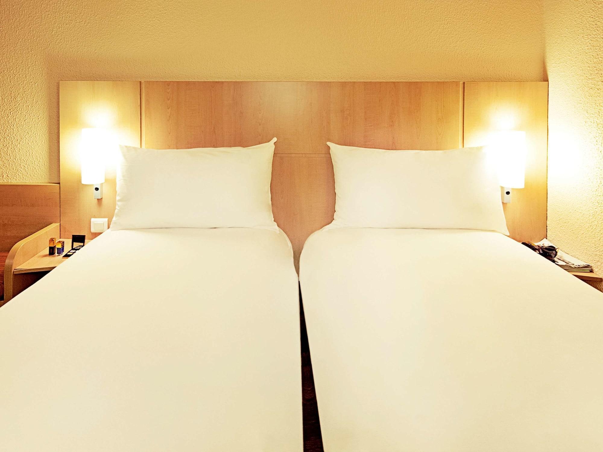 Отель Ibis Strasbourg Centre Petite France Экстерьер фото