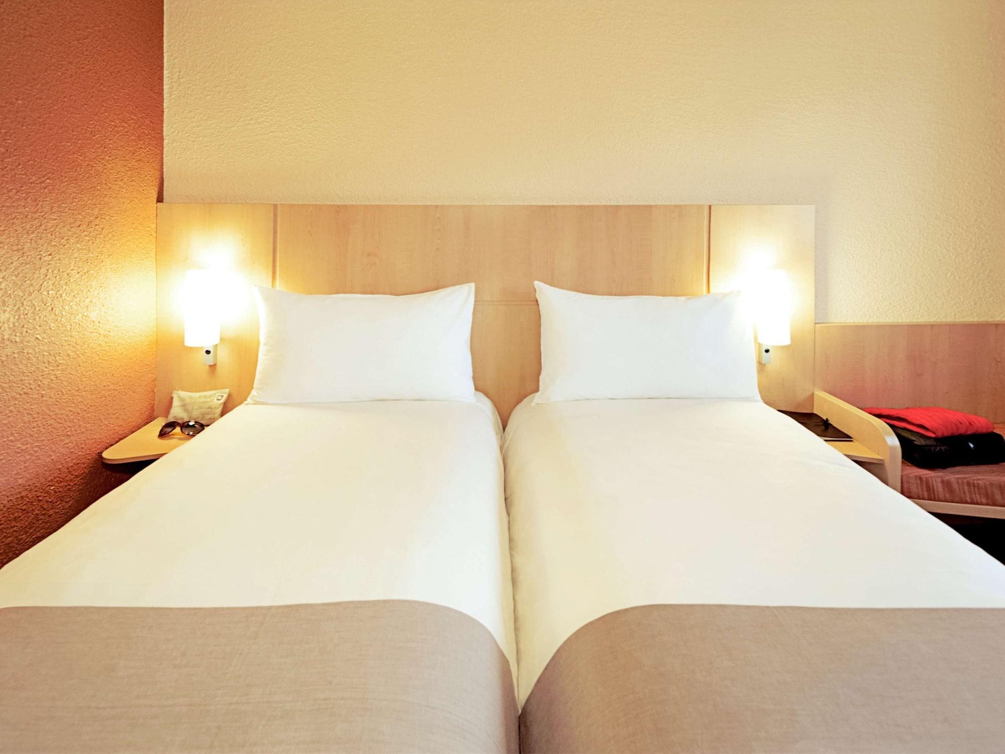 Отель Ibis Strasbourg Centre Petite France Экстерьер фото