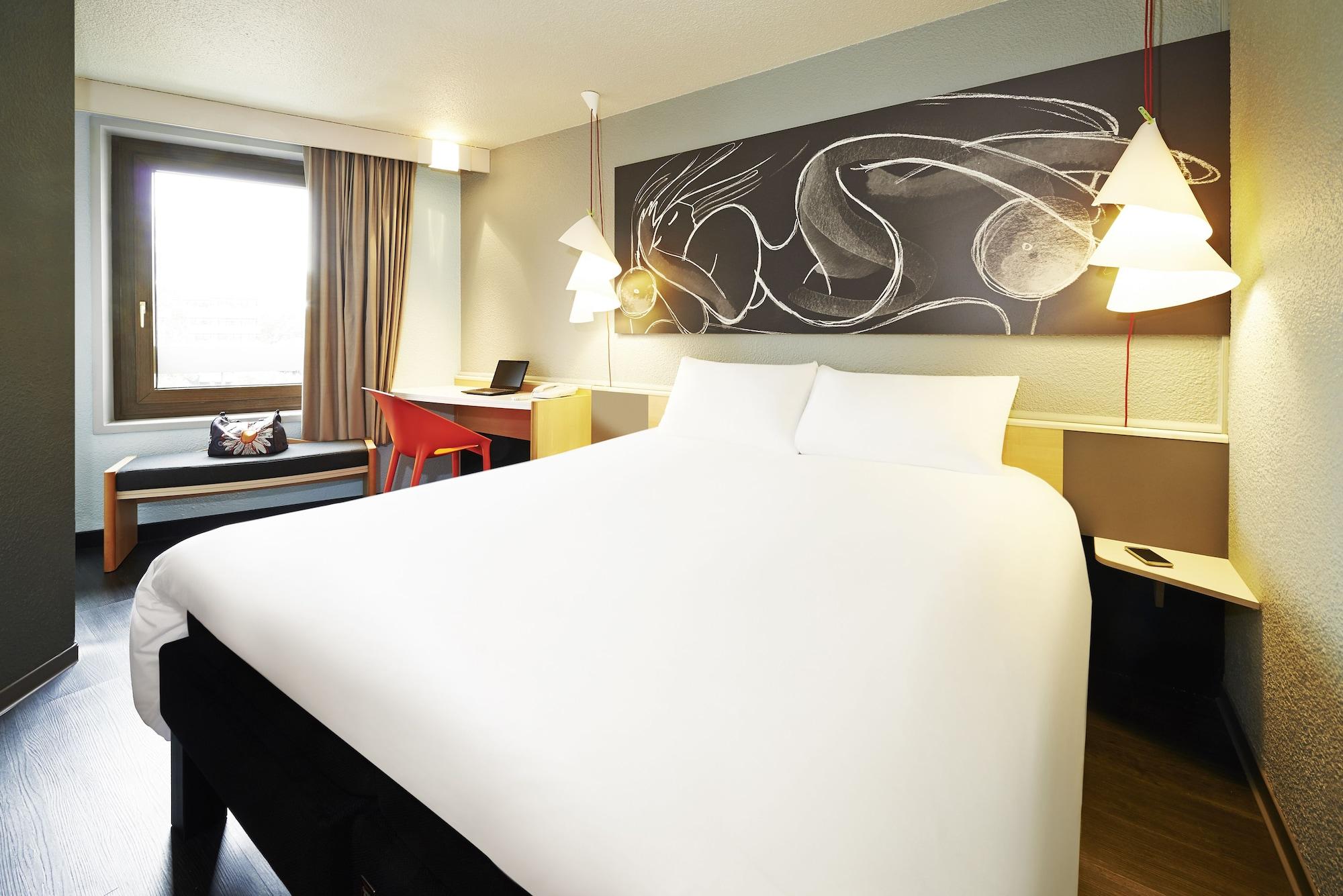 Отель Ibis Strasbourg Centre Petite France Экстерьер фото