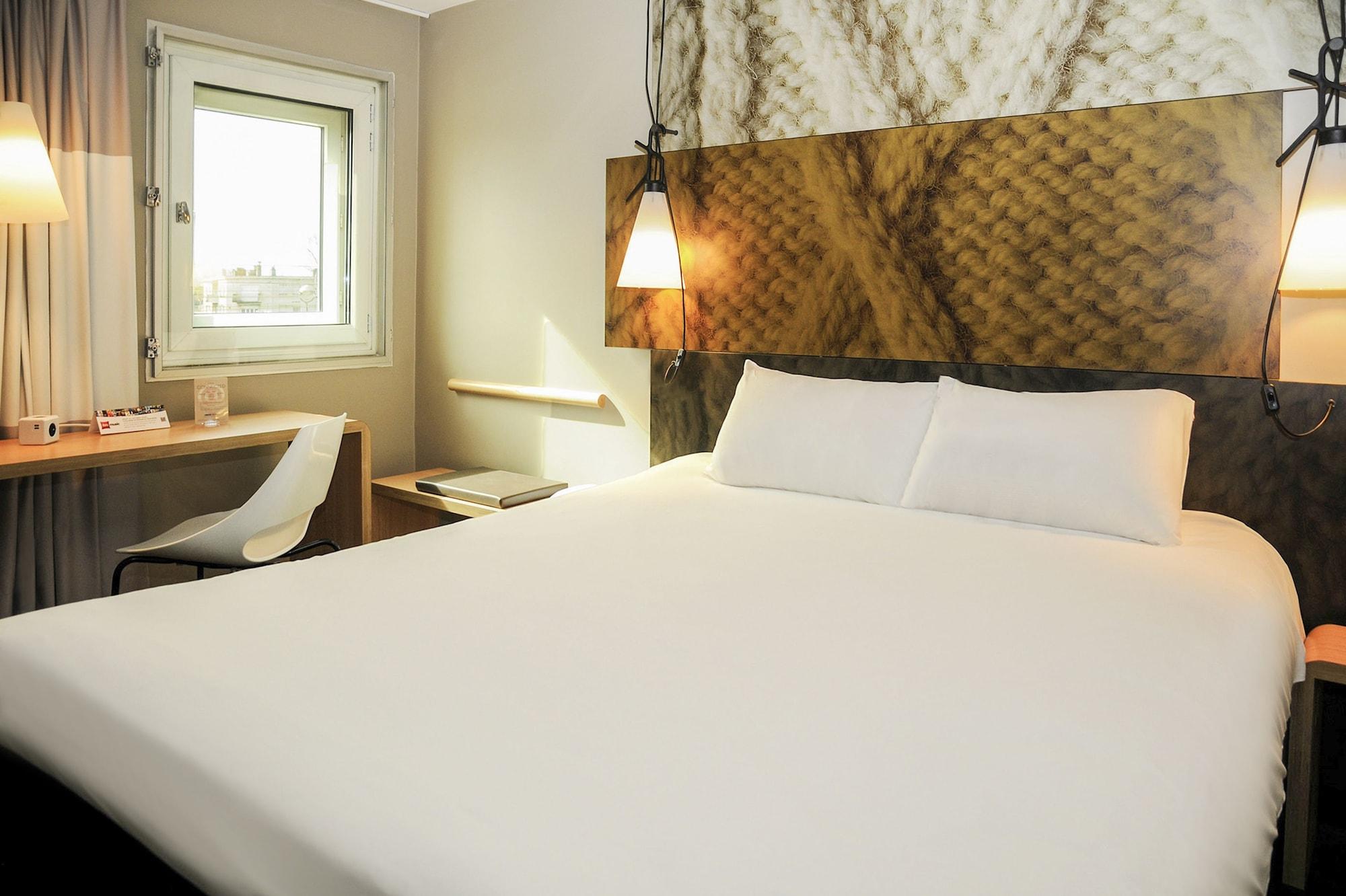 Отель Ibis Strasbourg Centre Petite France Экстерьер фото