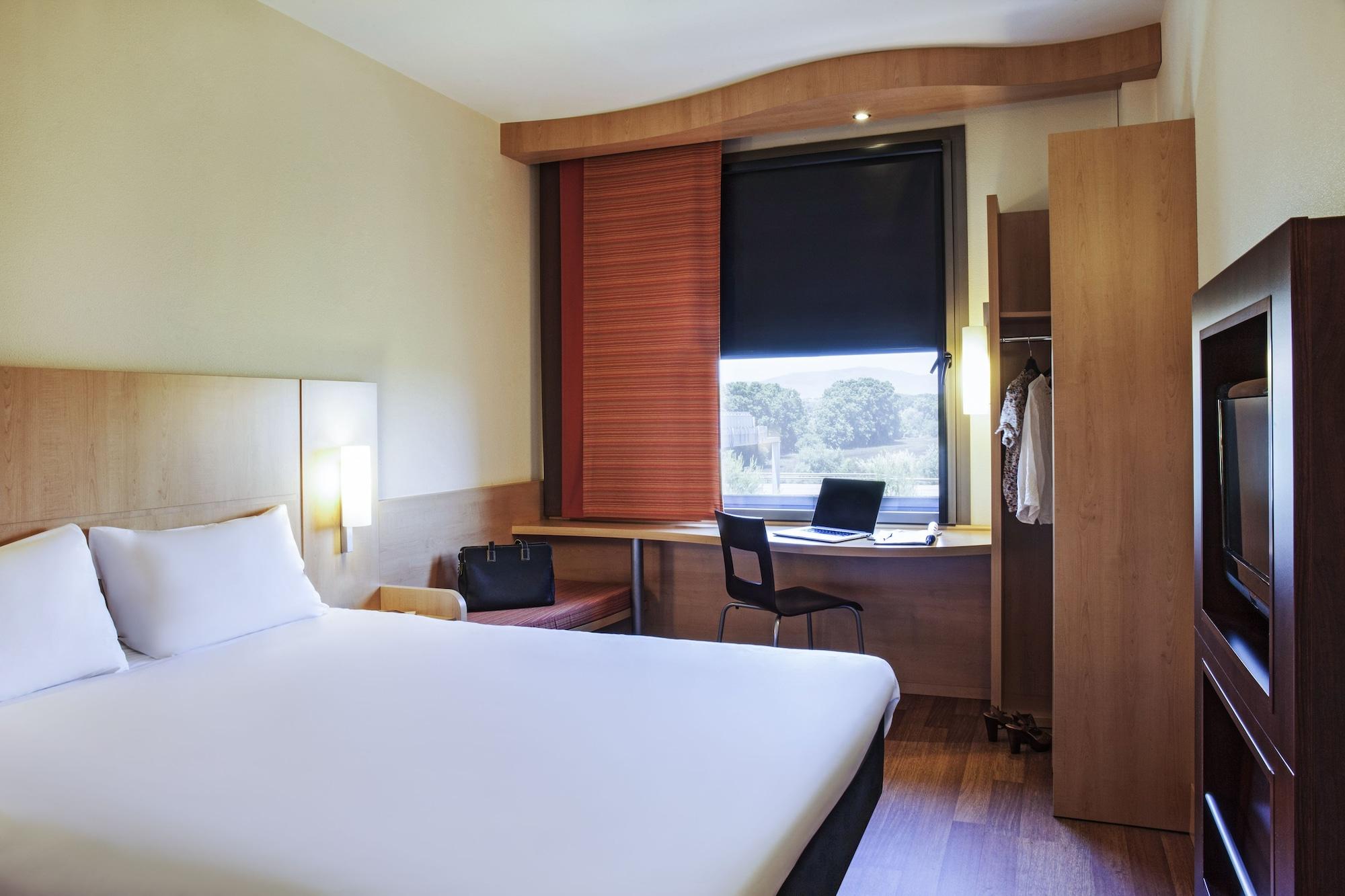 Отель Ibis Strasbourg Centre Petite France Экстерьер фото