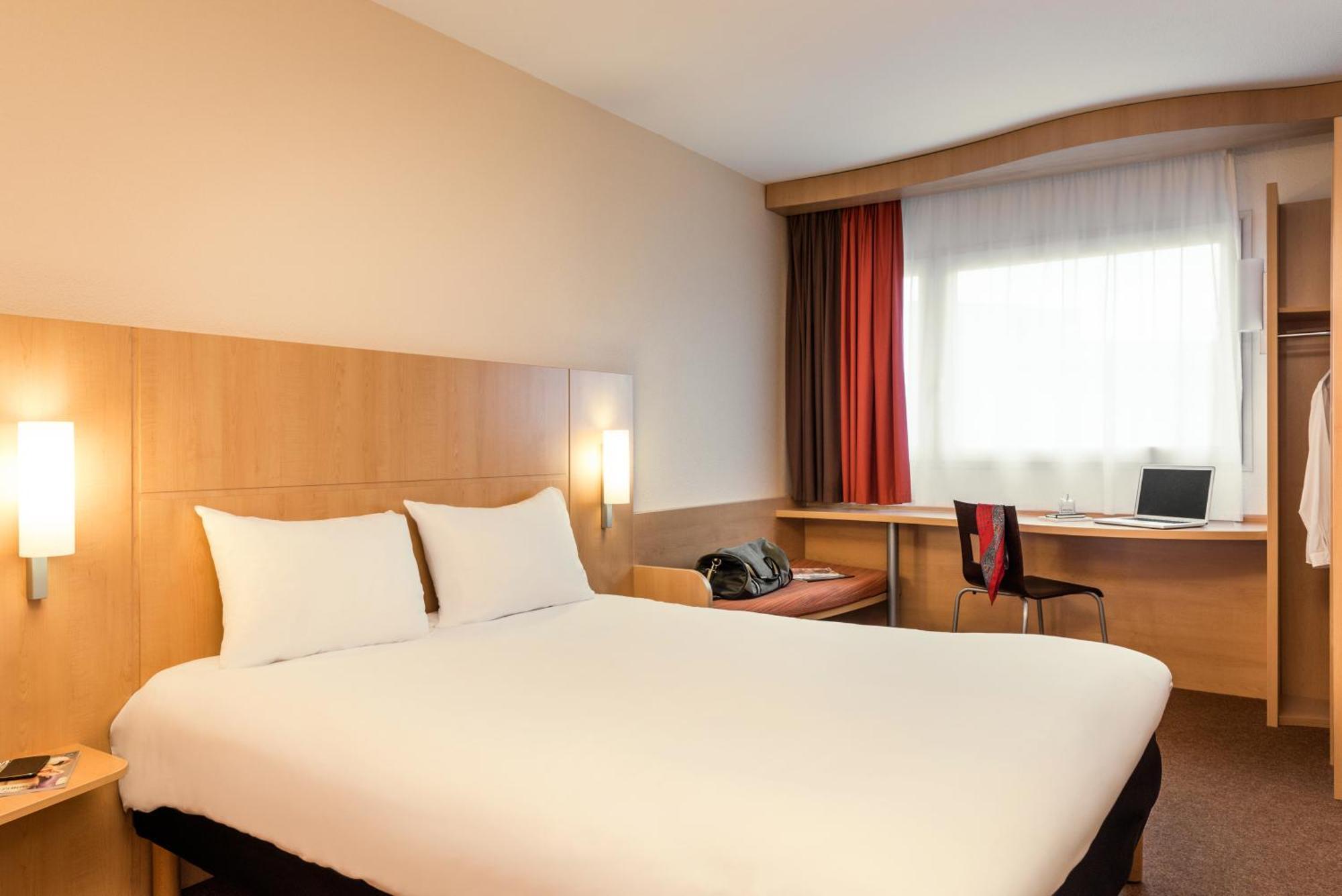 Отель Ibis Strasbourg Centre Petite France Номер фото