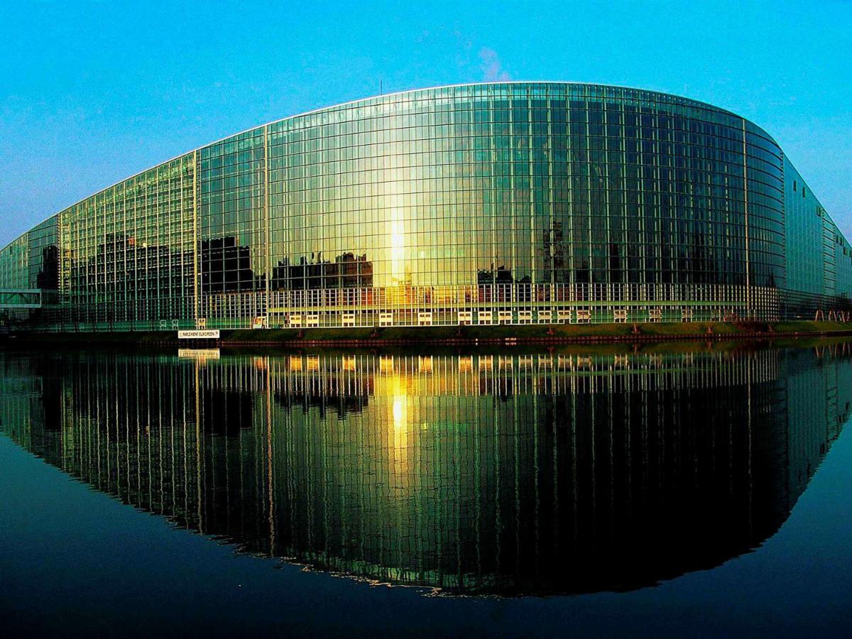 Отель Ibis Strasbourg Centre Petite France Экстерьер фото